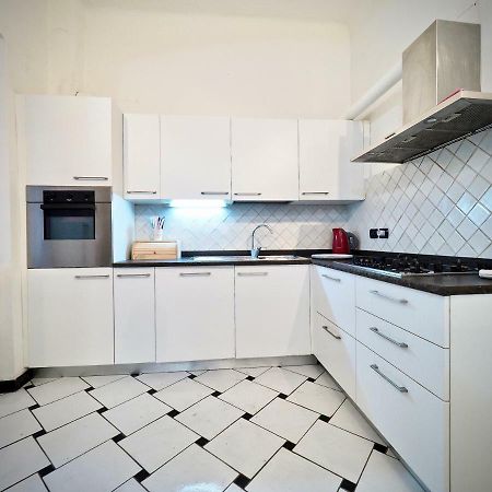 Appartamento Dimora Di Famagosta Centro - Genovabnb It Esterno foto